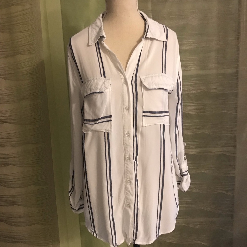 Blue stripe button up